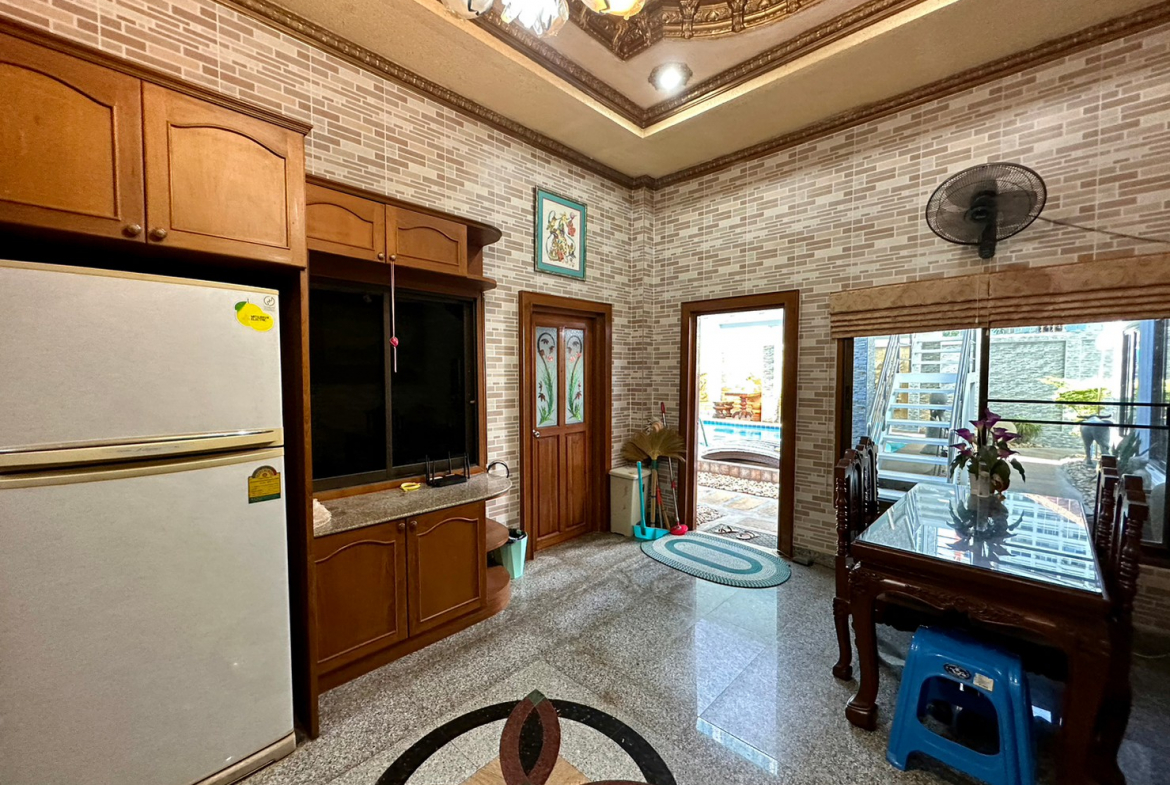 Без комплекса 6br sqm 11