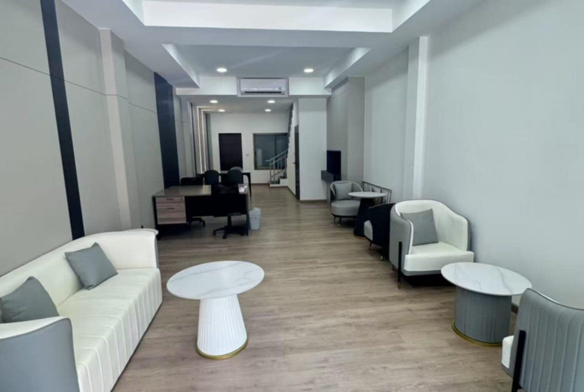 Без комплекса 3br 216sqm 7