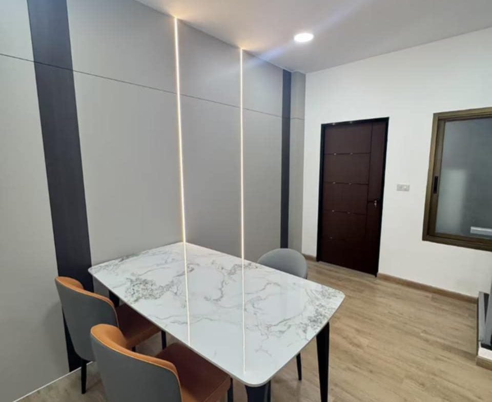 Без комплекса 3br 216sqm 8