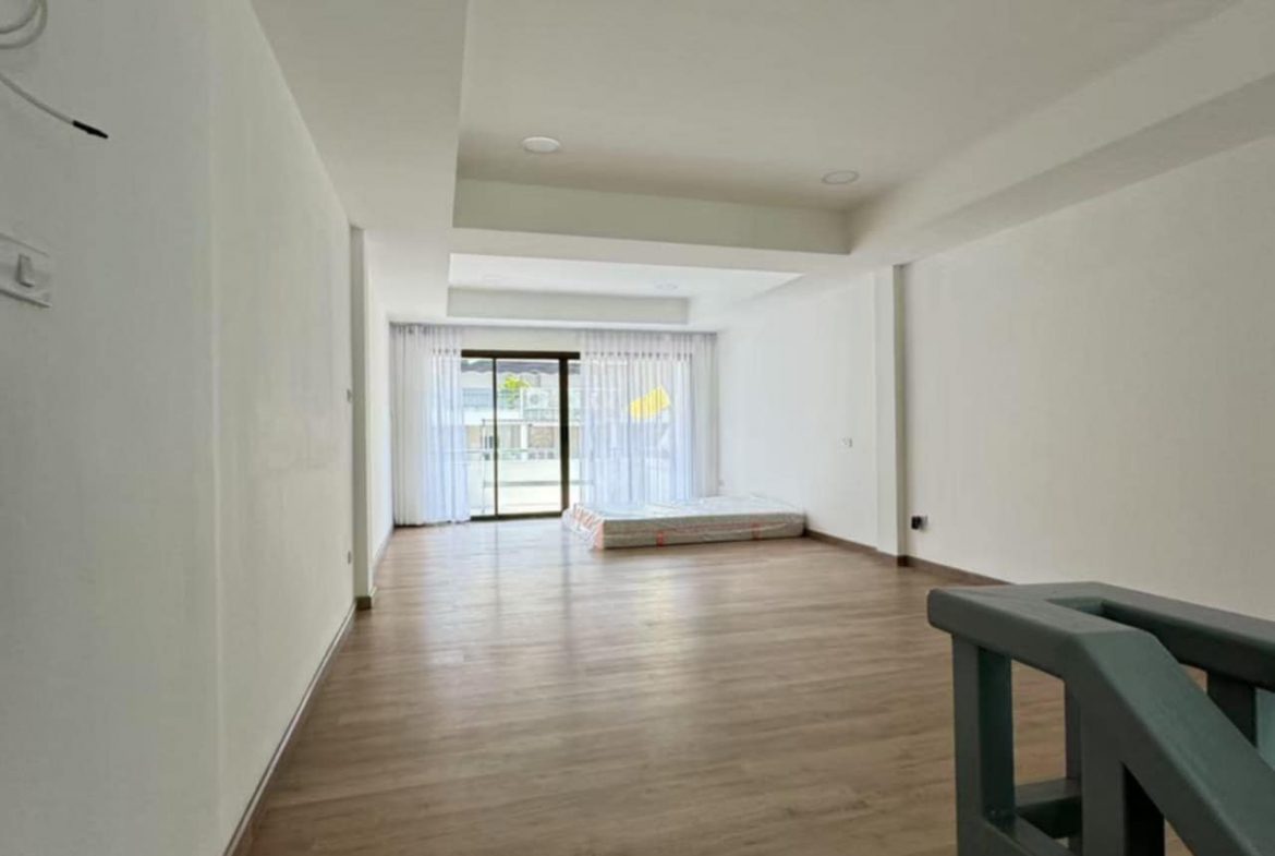 Без комплекса 3br 216sqm 10