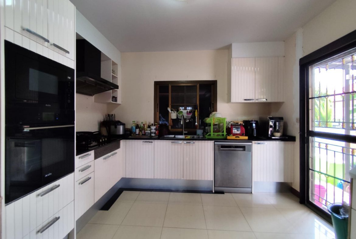 Pob Choke Garden Hill 2br 180sqm 9